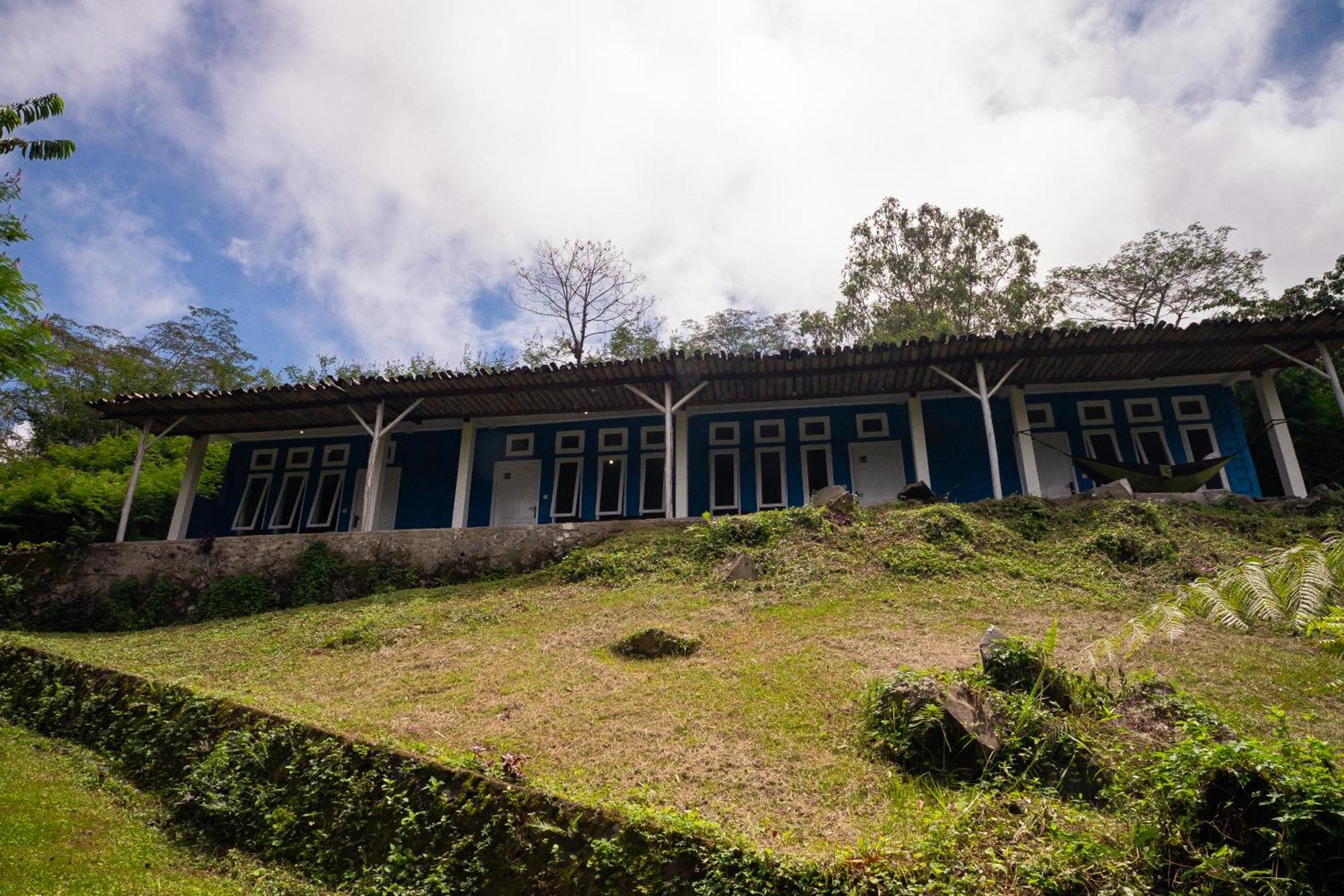 Manulalu B&B Bajawa Екстер'єр фото